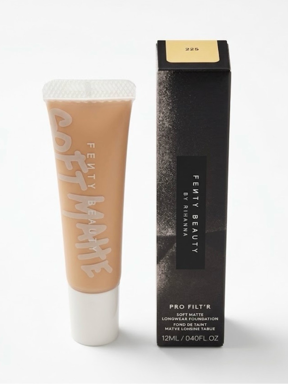 Fenty Beauty Pro Filt’r Soft Matte Longwear Foundation — Mini | Shade 225